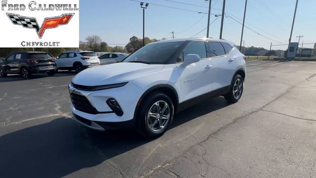 Used 2023 Chevrolet Blazer LT image 4
