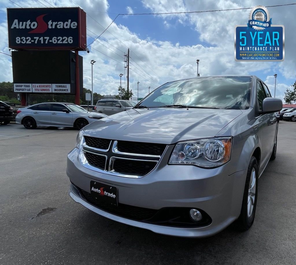 Used 2019 Dodge Grand Caravan SXT image 1