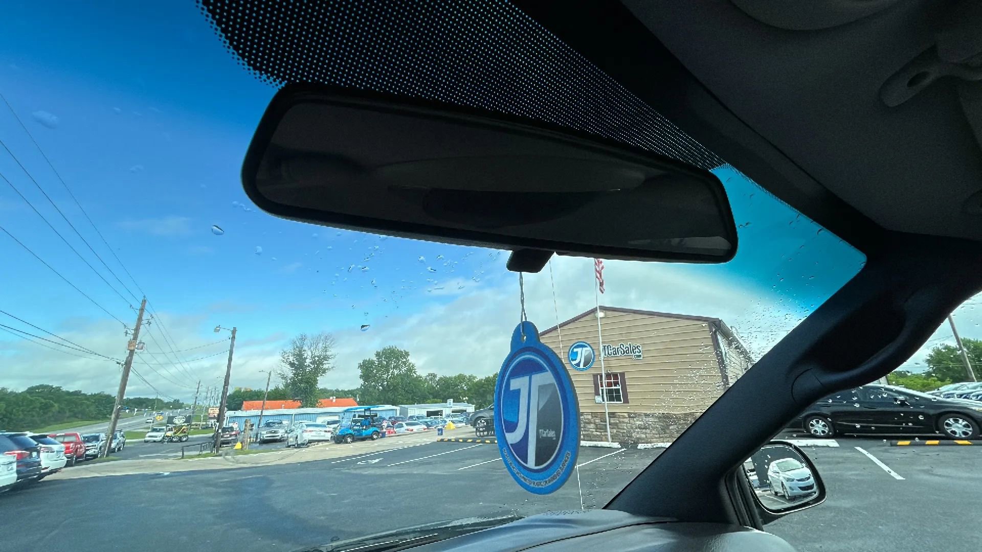 Used 2004 Chrysler Town & Country Touring FWD image 27