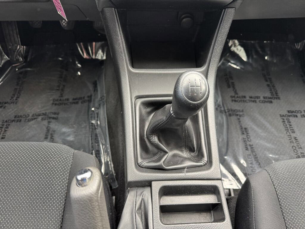 Used 2012 Subaru Impreza 2.0i AWD/4WD image 21