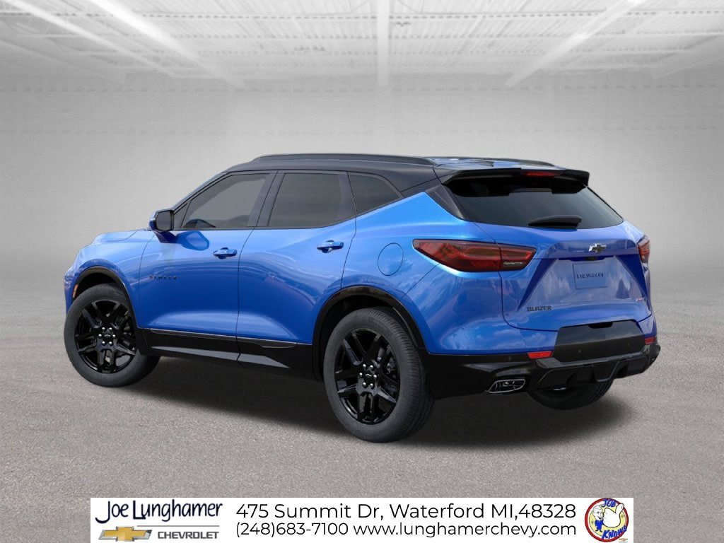 New 2026 Chevrolet Blazer RS w/ Driver Confidence II Package FWD image 3