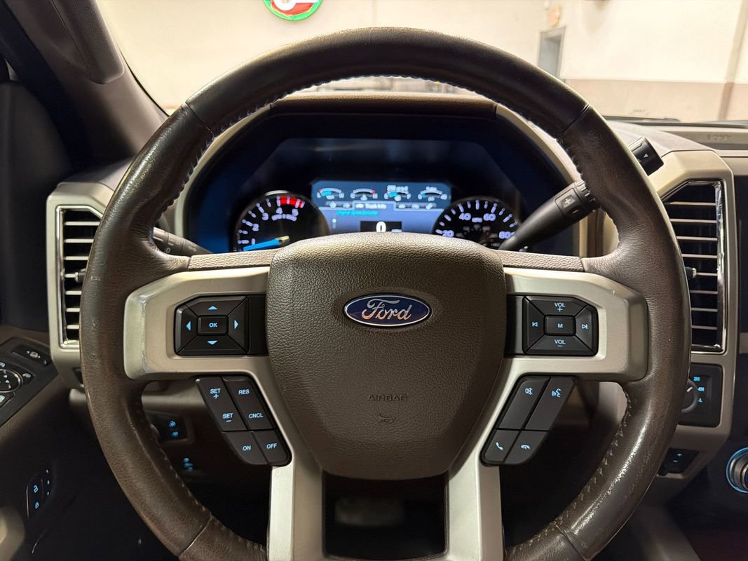 Used 2017 Ford F250 King Ranch w/ FX4 Off-Road Package AWD/4WD image 18