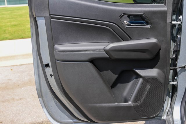 New 2025 GMC Canyon Elevation w/ Convenience Package image 10