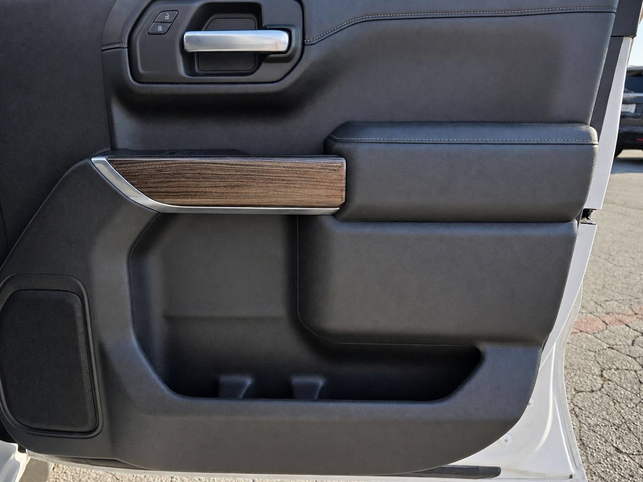 Certified 2020 Chevrolet Silverado 1500 LT AWD/4WD image 38