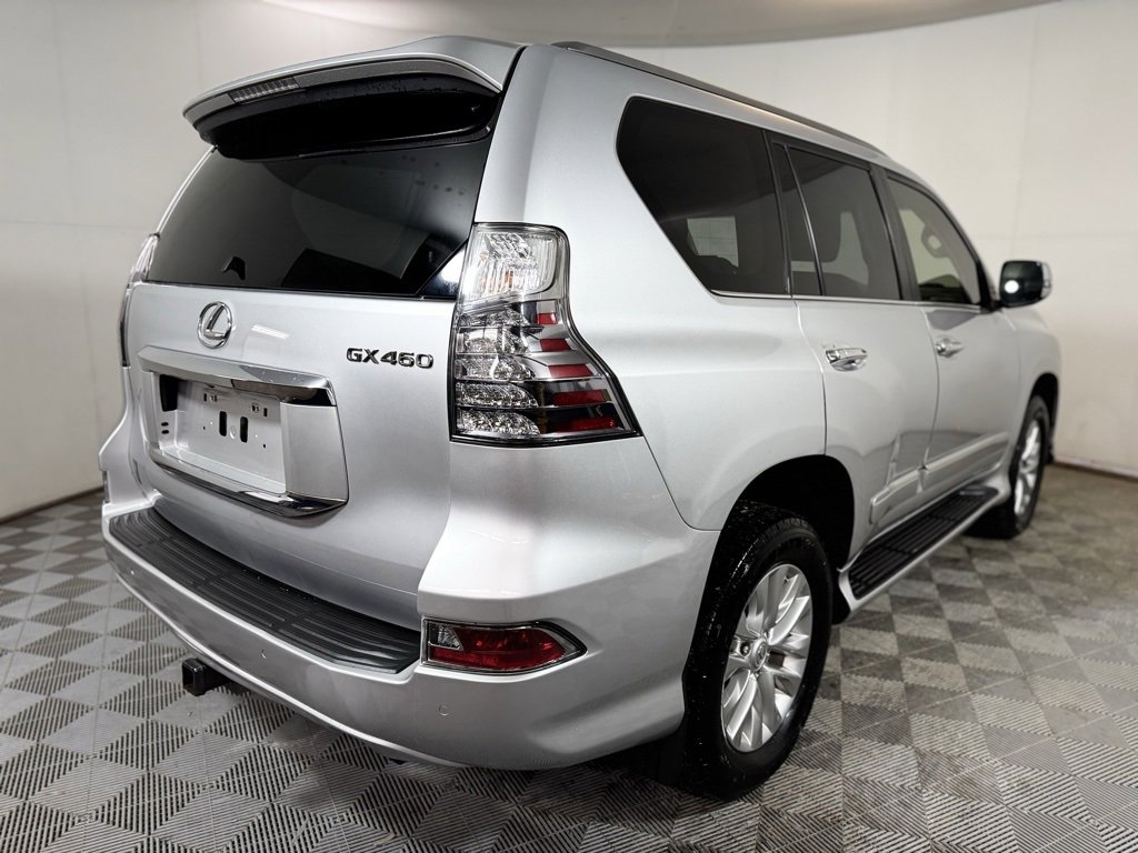 Used 2019 Lexus GX 460 image 7