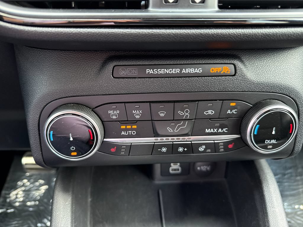 Used 2024 Ford Escape ST-Line AWD/4WD image 16