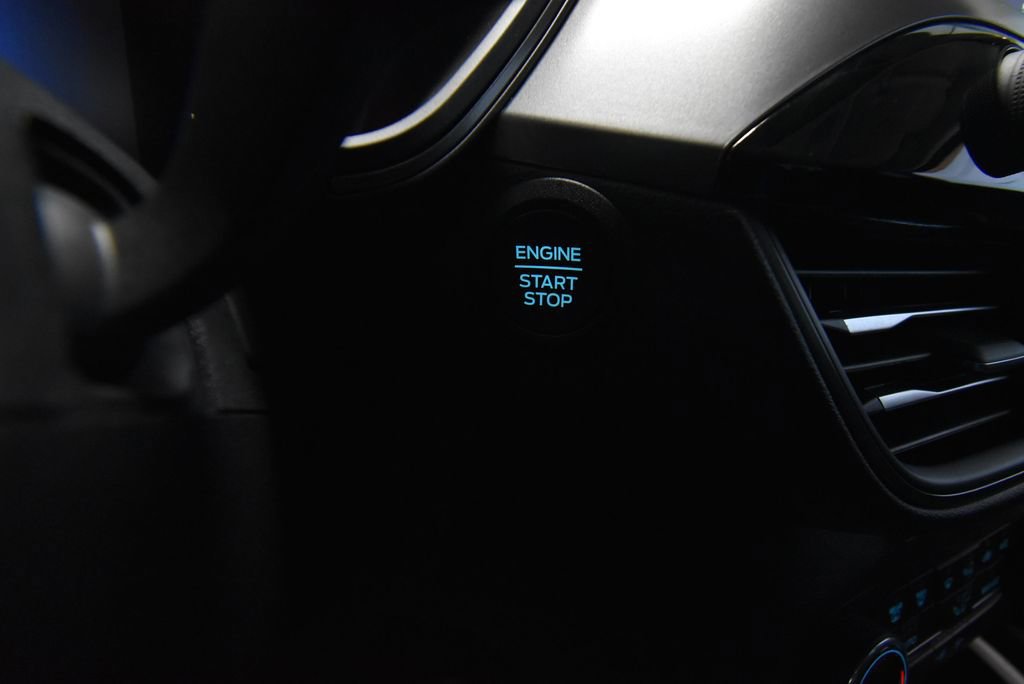 Used 2025 Ford Escape Active image 16