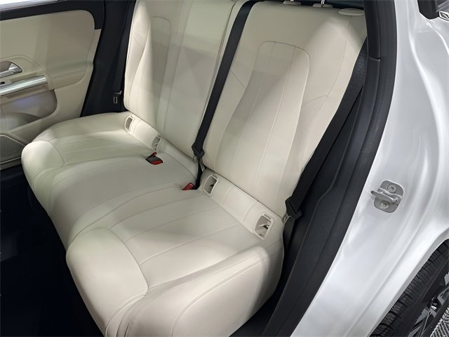 Used 2025 Mercedes-Benz GLA 250 4MATIC image 31