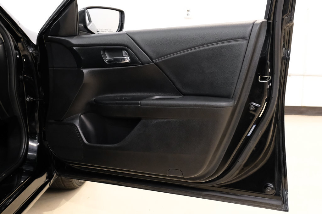 Used 2014 Honda Accord Sport image 47