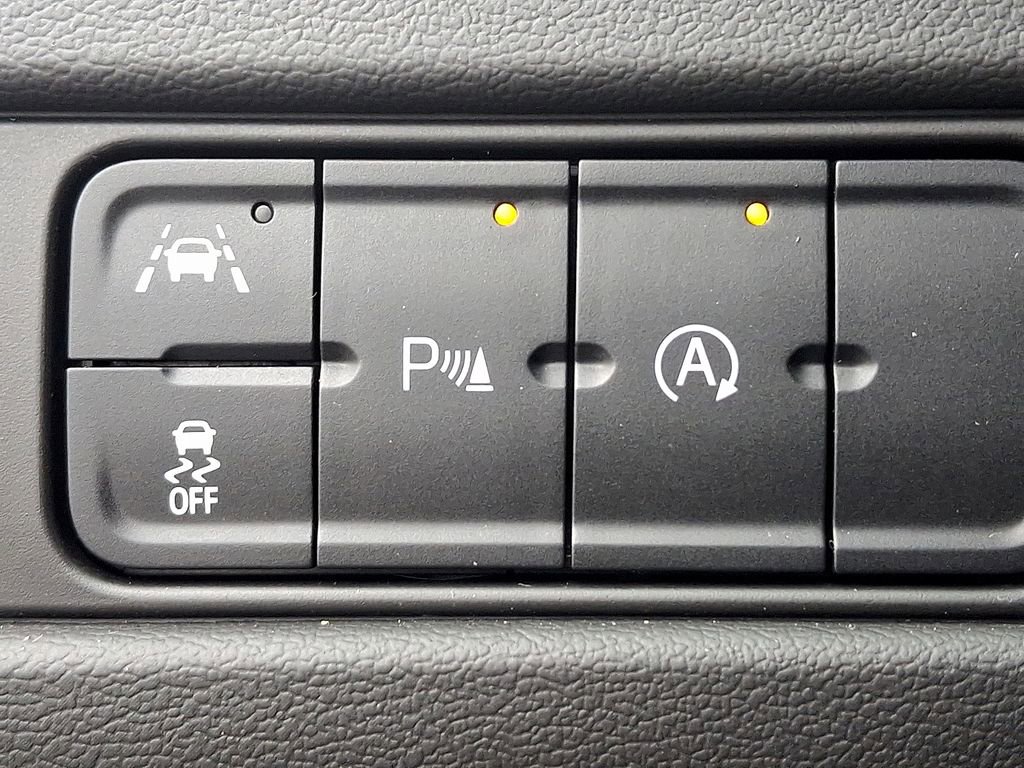 Used 2023 GMC Yukon XL SLT image 25