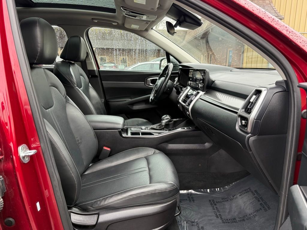 Used 2021 Kia Sorento S w/ Panoramic Sunroof Package FWD image 24