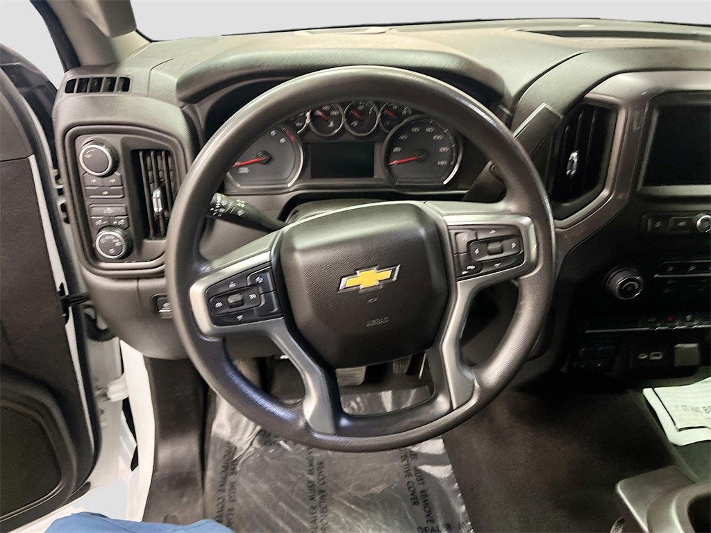Used 2023 Chevrolet Silverado 2500 Custom w/ Custom Convenience Package image 11