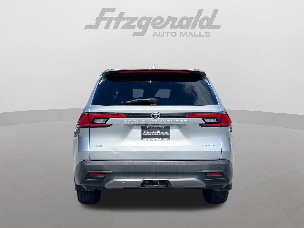 Used 2024 Toyota Grand Highlander AWD image 7