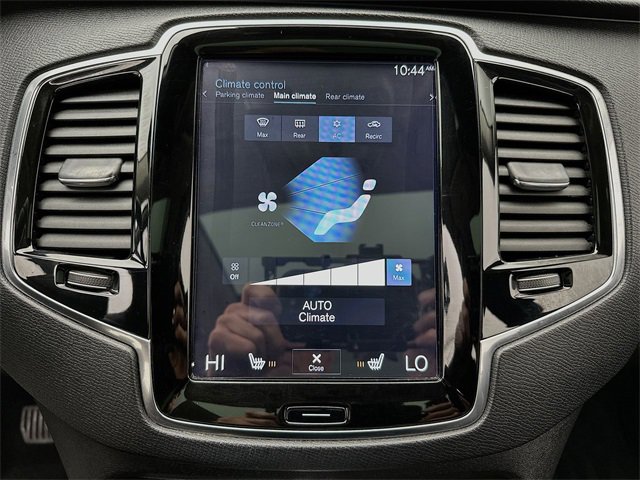 Used 2018 Volvo XC90 T6 Momentum w/ Convenience Package image 19