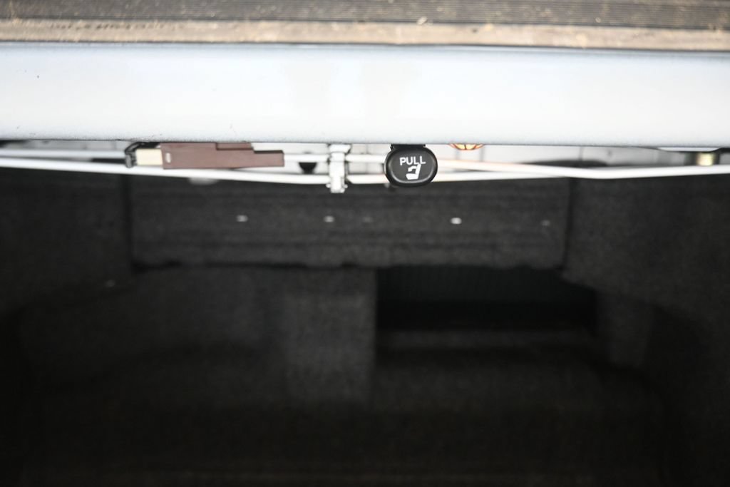 Used 2012 Toyota Camry LE FWD image 40