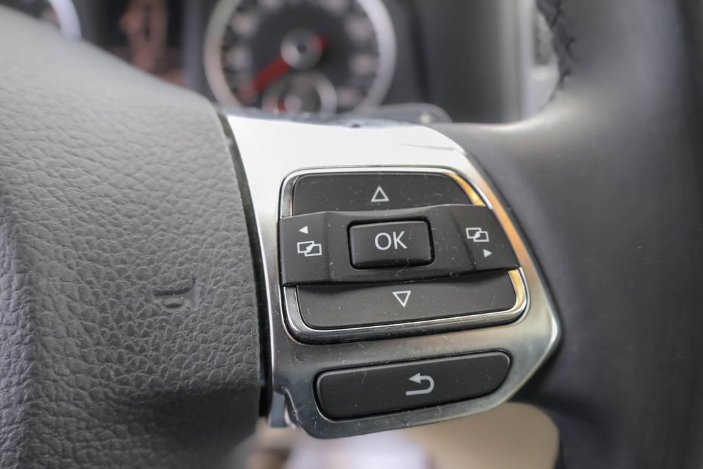 Used 2014 Volkswagen Tiguan R-Line image 19