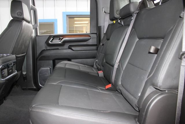 Used 2024 GMC Sierra 3500 Denali w/ Denali Reserve Package image 28
