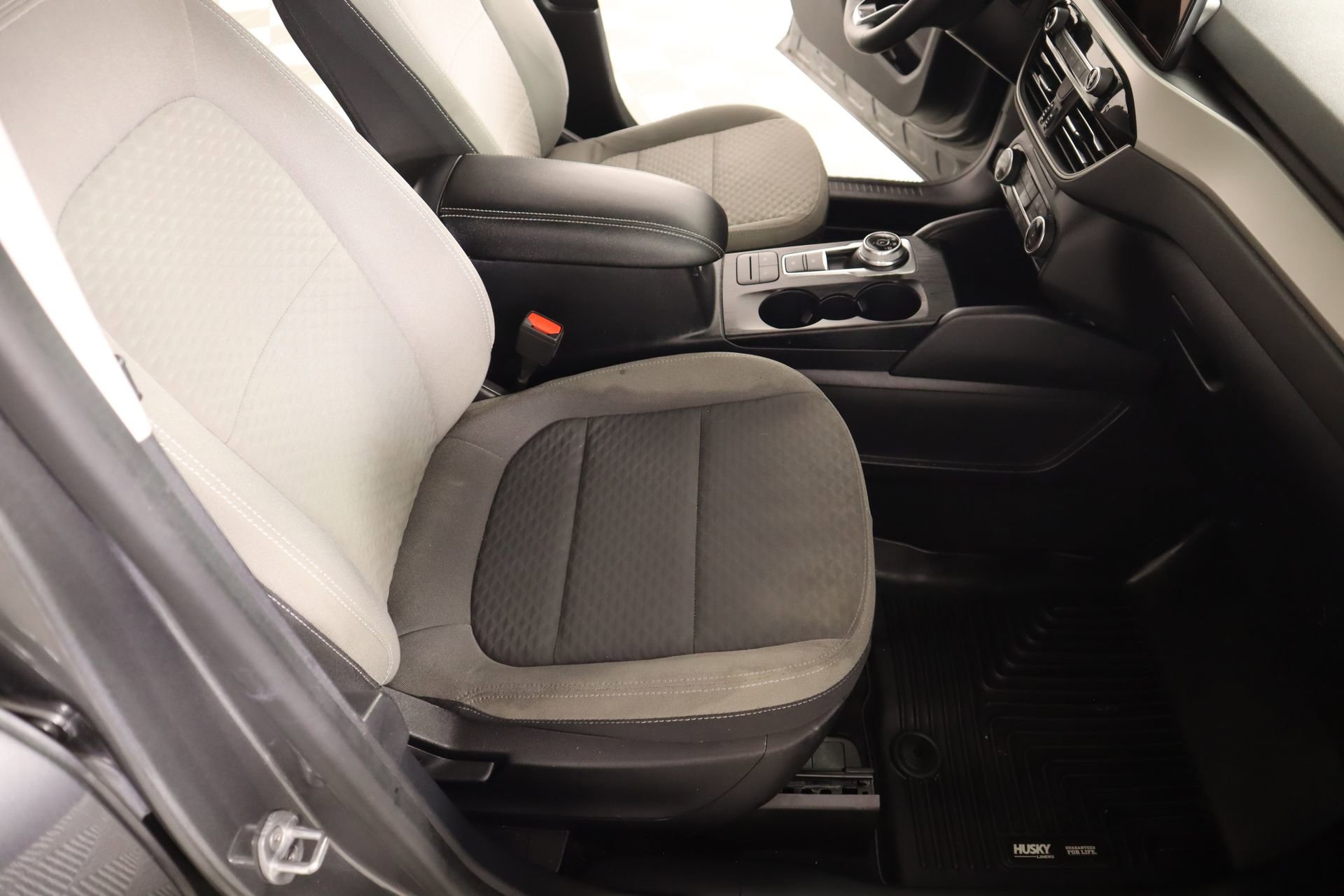 Used 2022 Ford Escape SE w/ Convenience Package image 12