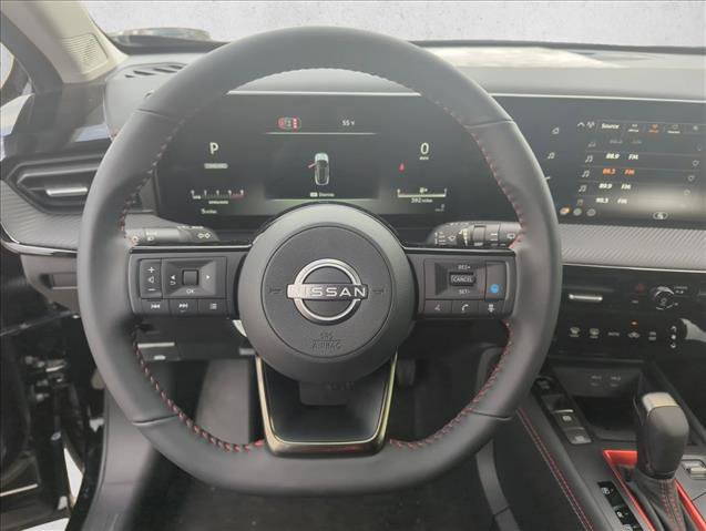 New 2026 Nissan Kicks SR image 14