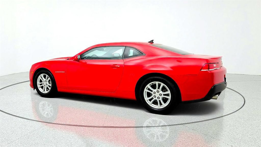 Used 2015 Chevrolet Camaro LS RWD image 7
