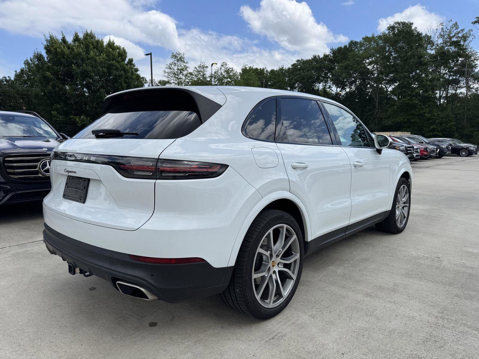 Used 2020 Porsche Cayenne AWD/4WD image 25