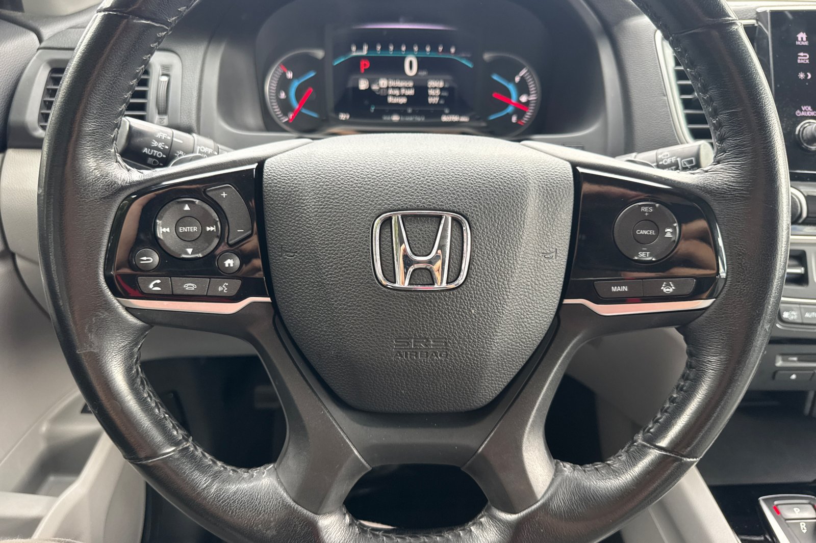 Used 2020 Honda Pilot Touring image 23
