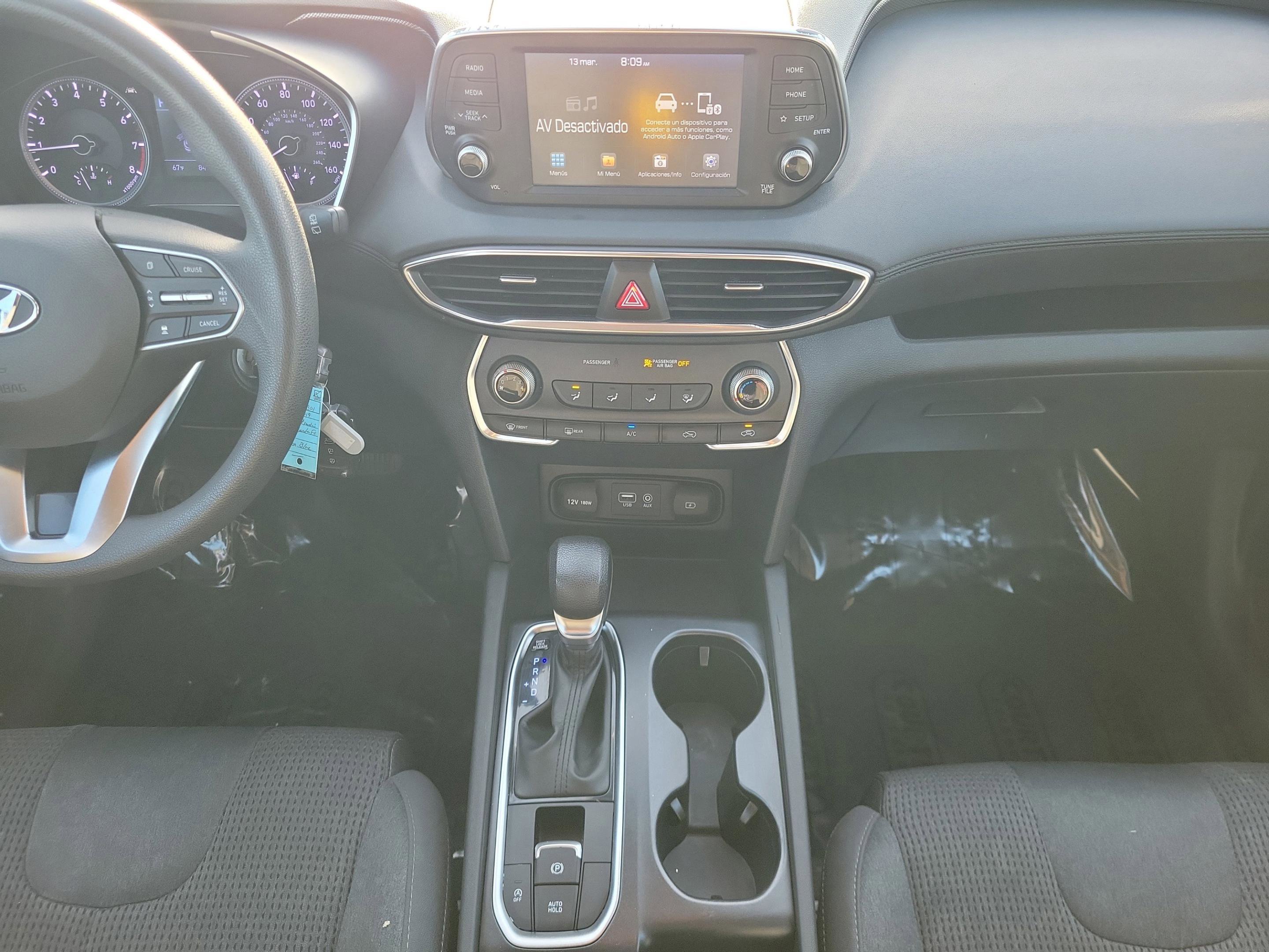 Used 2019 Hyundai Santa Fe SE image 16