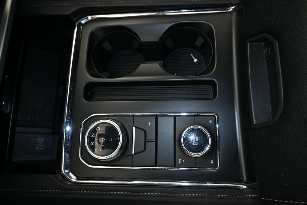Used 2024 Ford Expedition Max XLT AWD/4WD image 18
