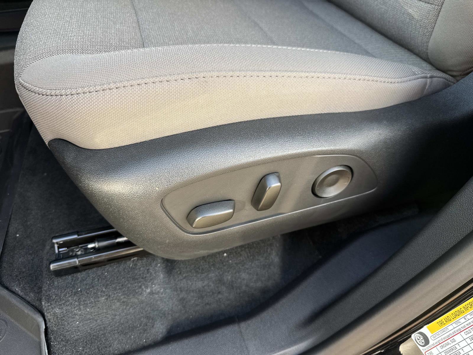 New 2026 GMC Acadia Elevation w/ LPO, Floor Liner Package image 23