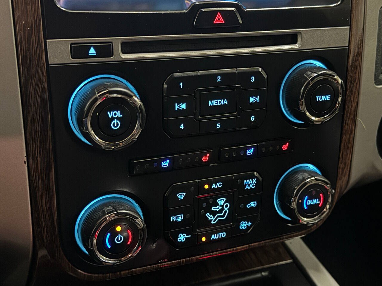 Used 2015 Ford Expedition King Ranch RWD image 98