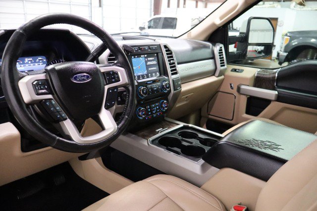 Used 2017 Ford F350 Lariat w/ Lariat Ultimate Package AWD/4WD image 38