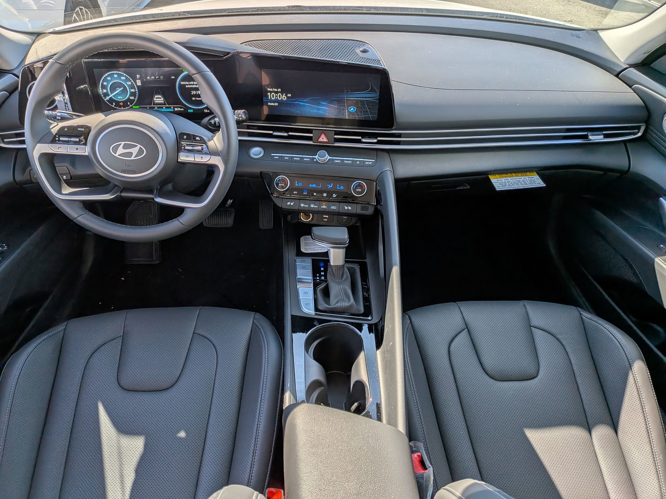 New 2026 Hyundai Elantra Limited FWD image 21