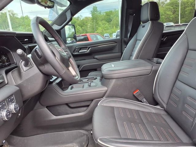 Used 2024 GMC Sierra 2500 AT4X image 5