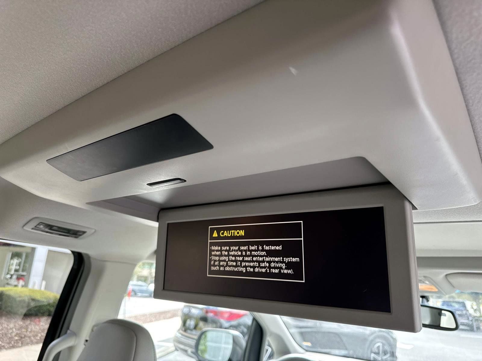 Used 2014 Toyota Sienna XLE image 20