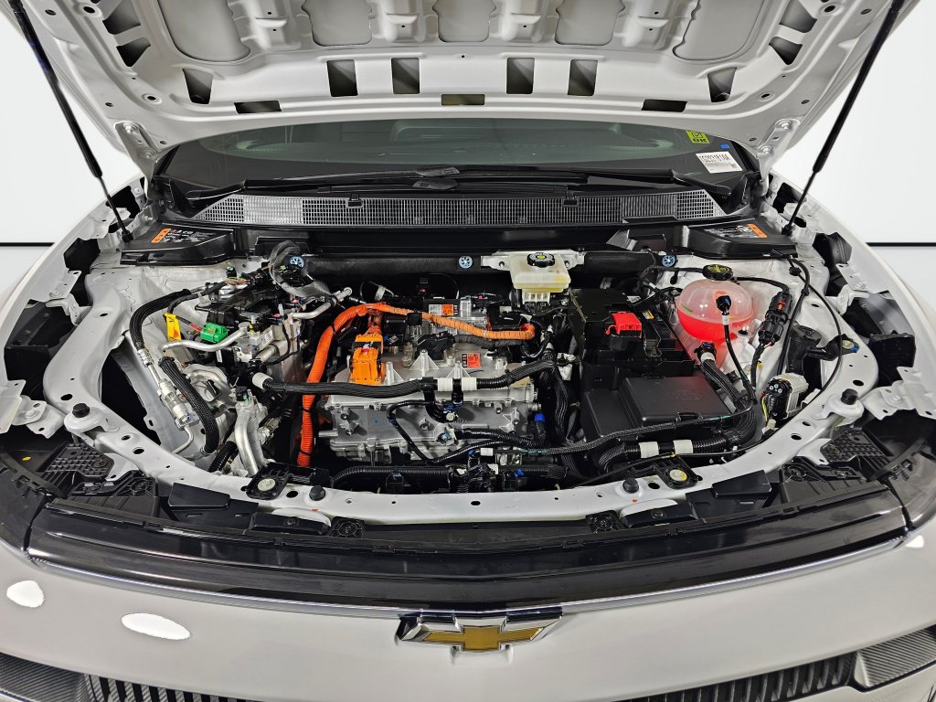 Used 2026 Chevrolet Equinox EV LT FWD image 13