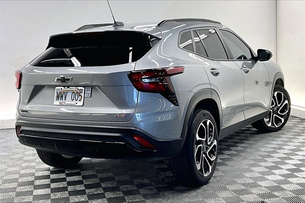 Used 2024 Chevrolet Trax RS image 12