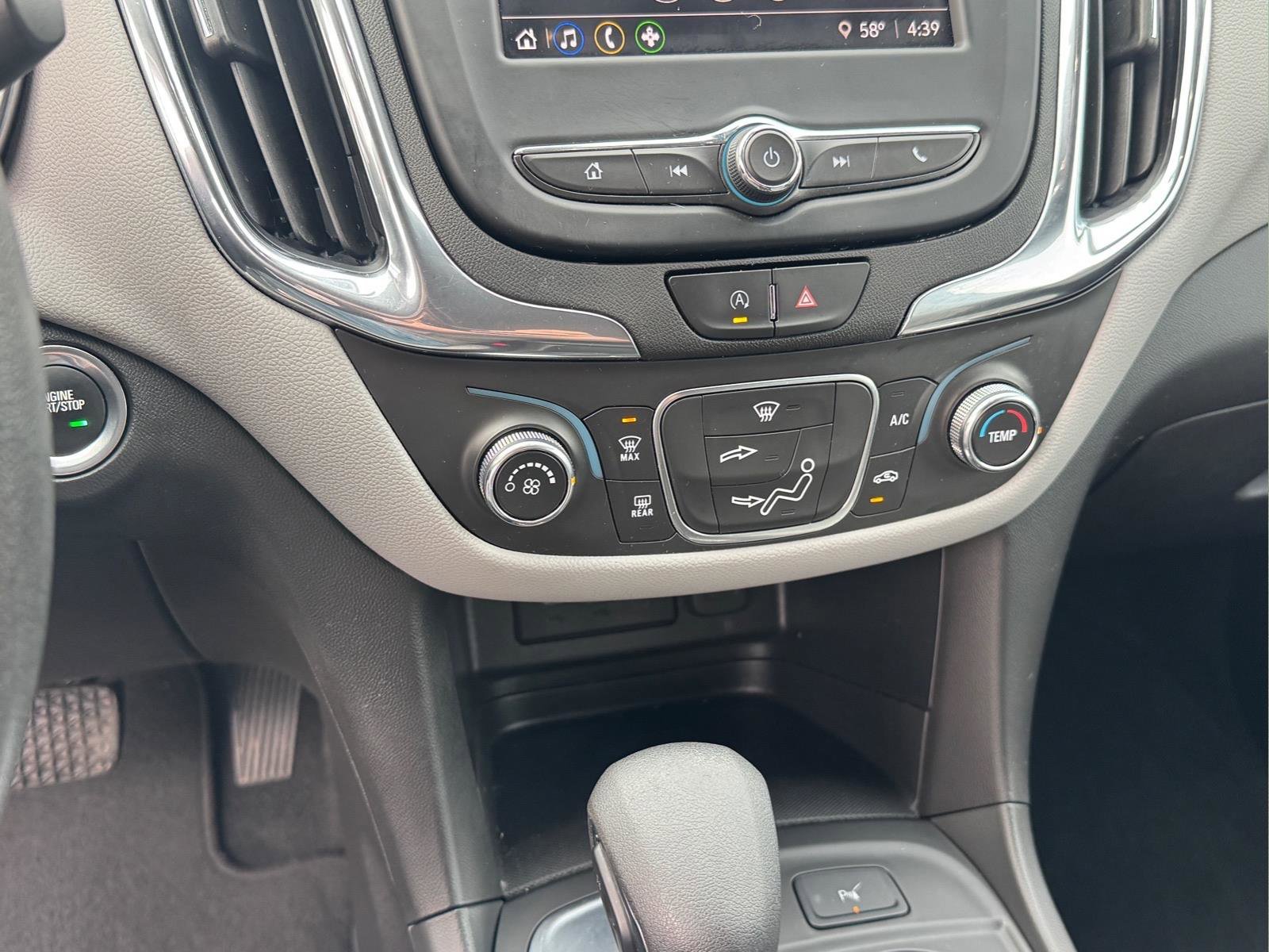 Used 2023 Chevrolet Equinox LT image 23