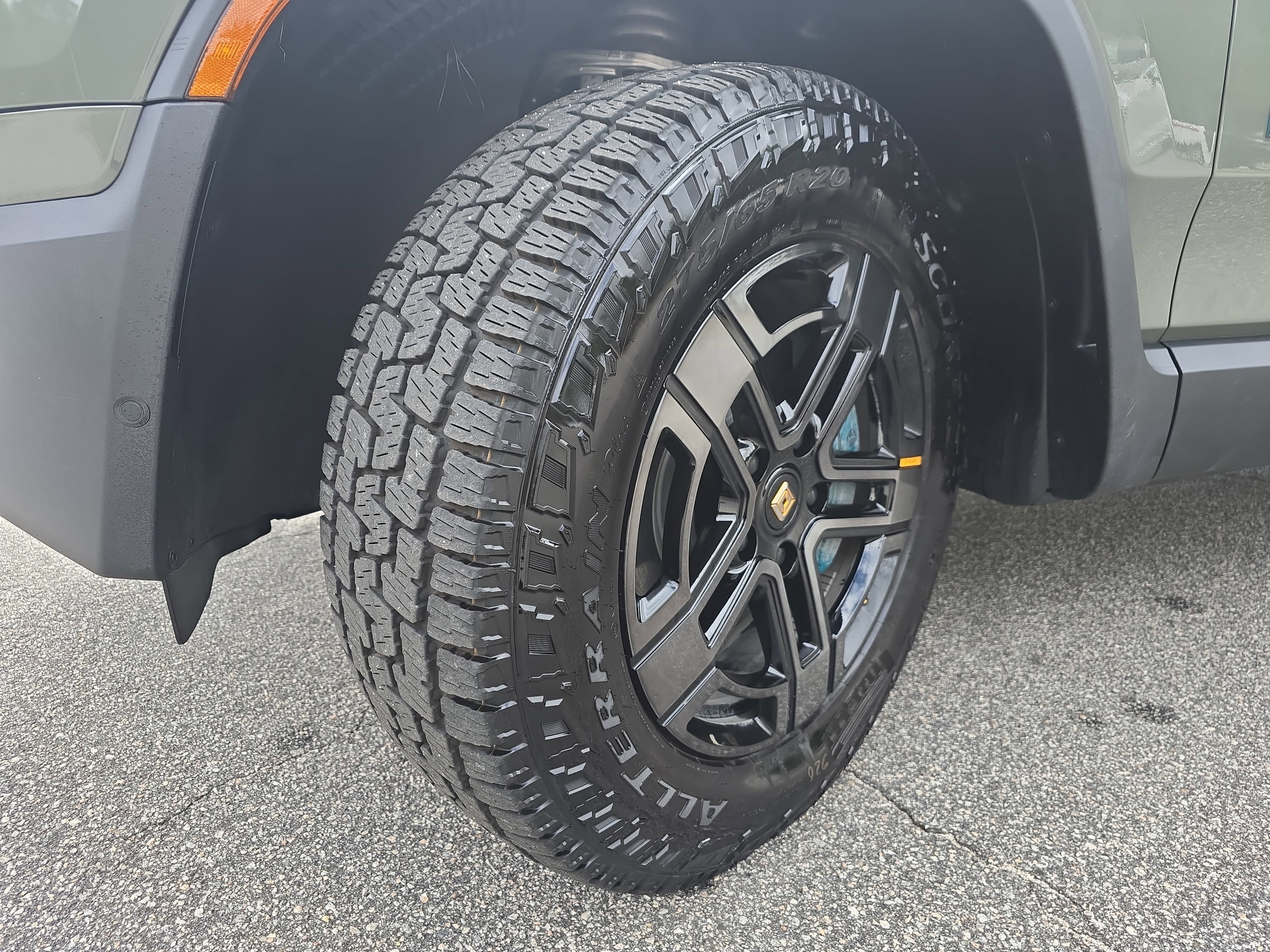 Used 2026 Rivian R1T Premium AWD/4WD image 31