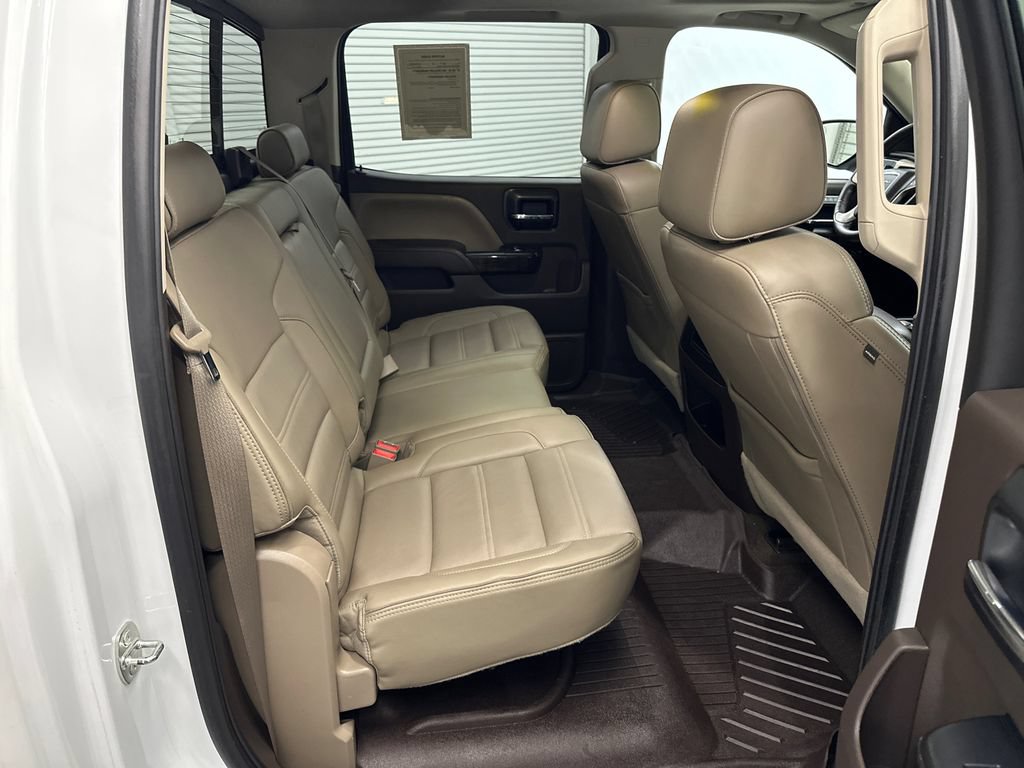 Used 2016 GMC Sierra 1500 Denali w/ Enhanced Driver Alert Package AWD/4WD image 17