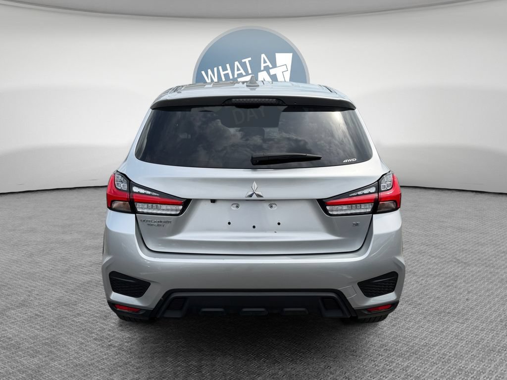 Used 2024 Mitsubishi Outlander Sport SE AWD/4WD image 5