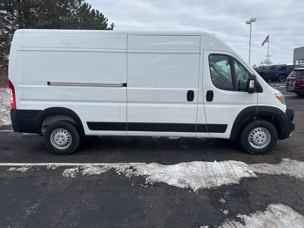 Used 2024 RAM ProMaster 2500 image 48