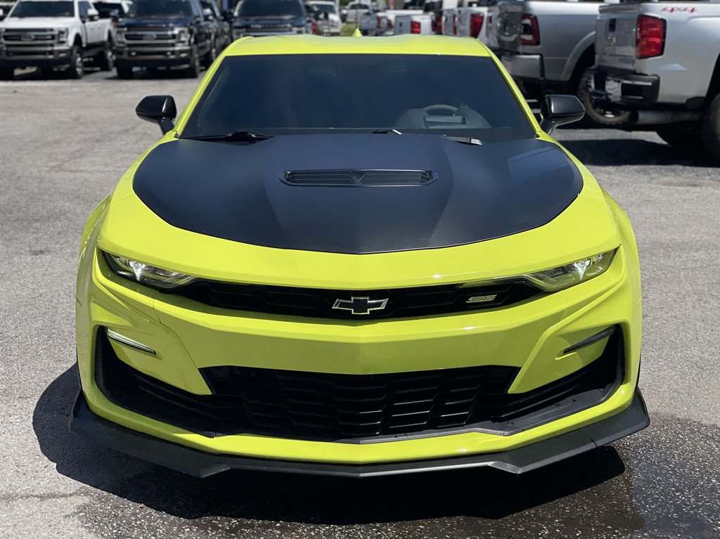 Used 2020 Chevrolet Camaro SS RWD image 19
