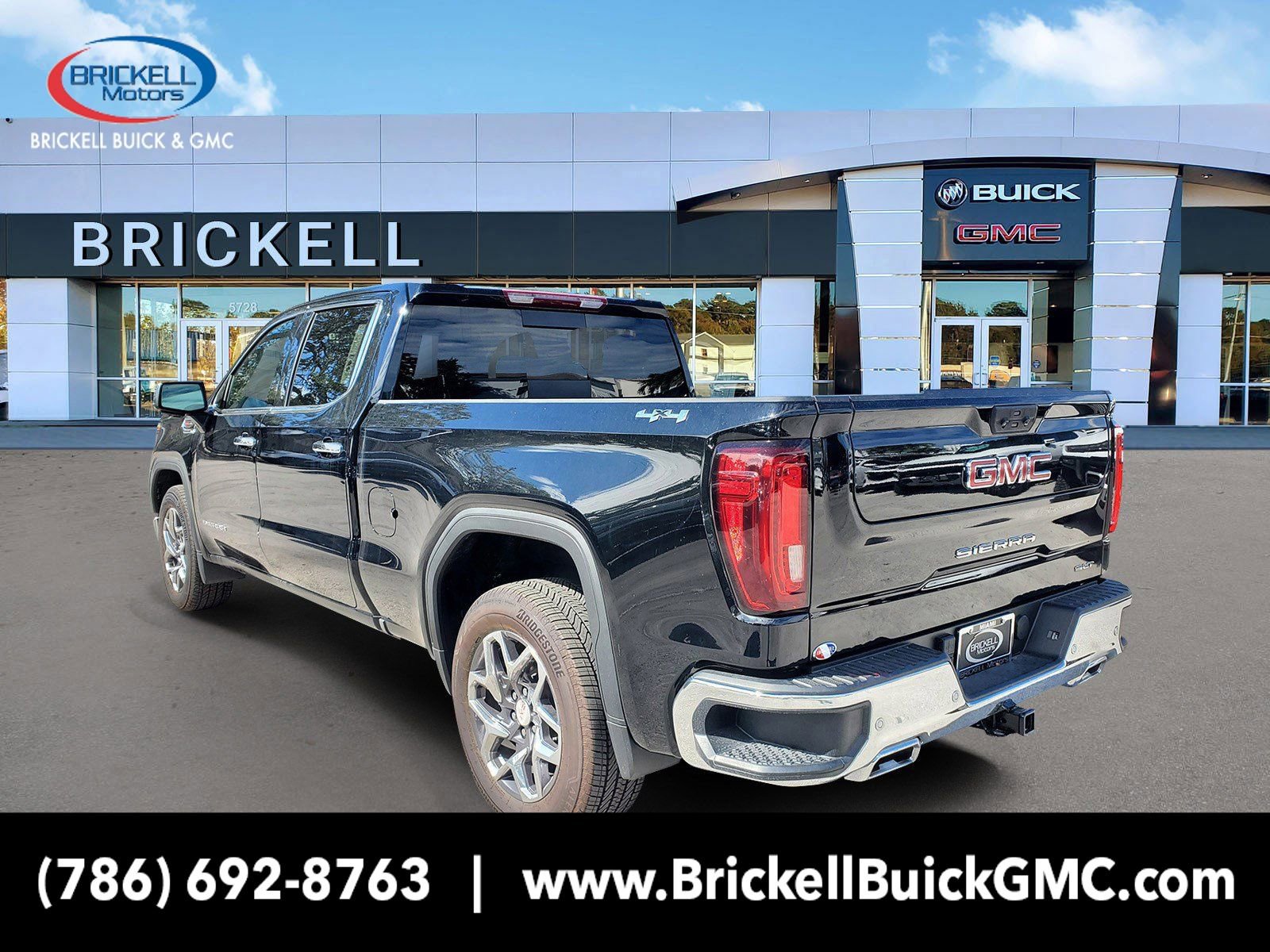 New 2025 GMC Sierra 1500 SLT w/ SLT Convenience Package image 4