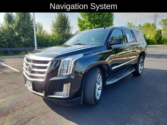 Used 2015 Cadillac Escalade Luxury AWD/4WD image 3