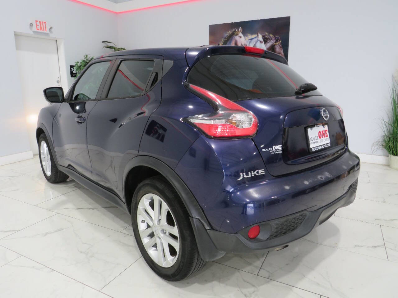 Used 2015 Nissan Juke S image 5