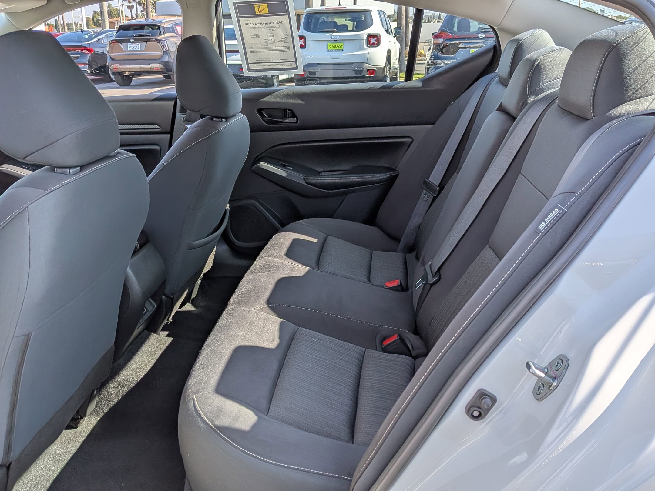 Used 2024 Nissan Altima 2.5 SV image 15