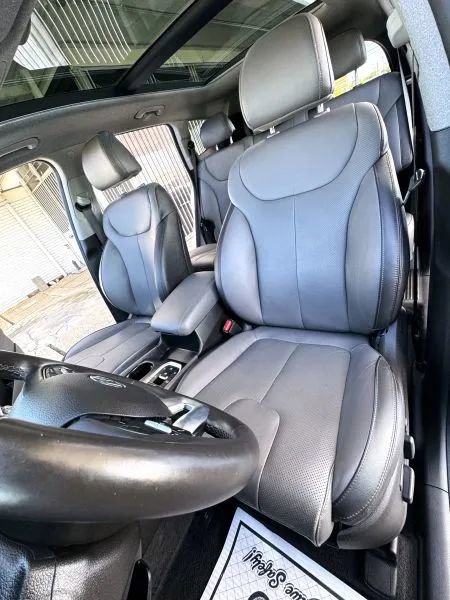 Used 2019 Hyundai Santa Fe FWD image 19