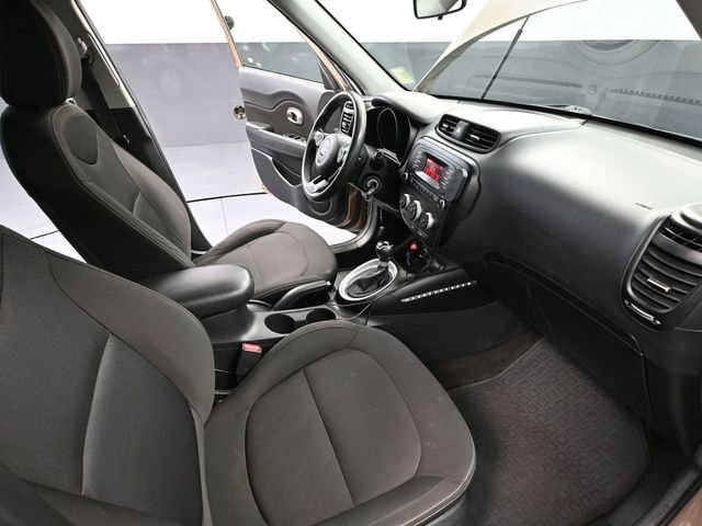 Used 2016 Kia Soul Base image 40