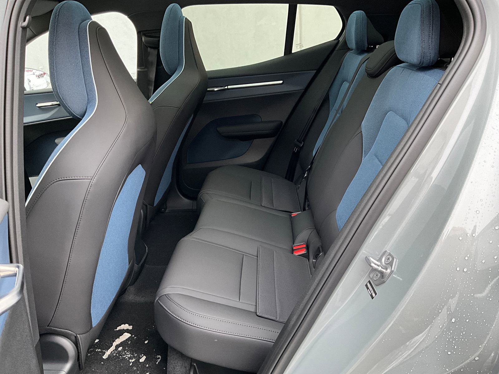New 2026 Volvo EX30 Plus w/ Climate Package AWD/4WD image 28