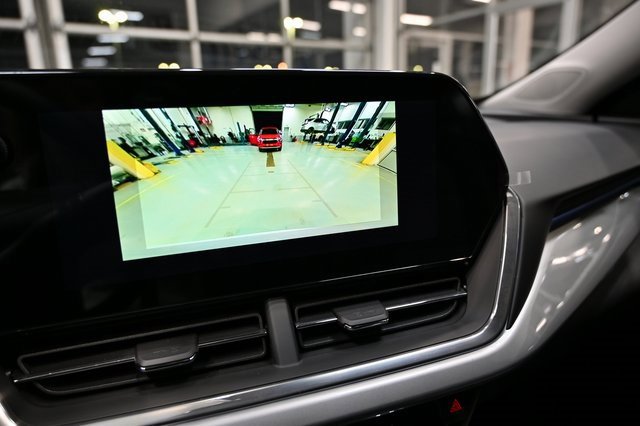 New 2026 GMC Canyon Elevation w/ Convenience Package image 16